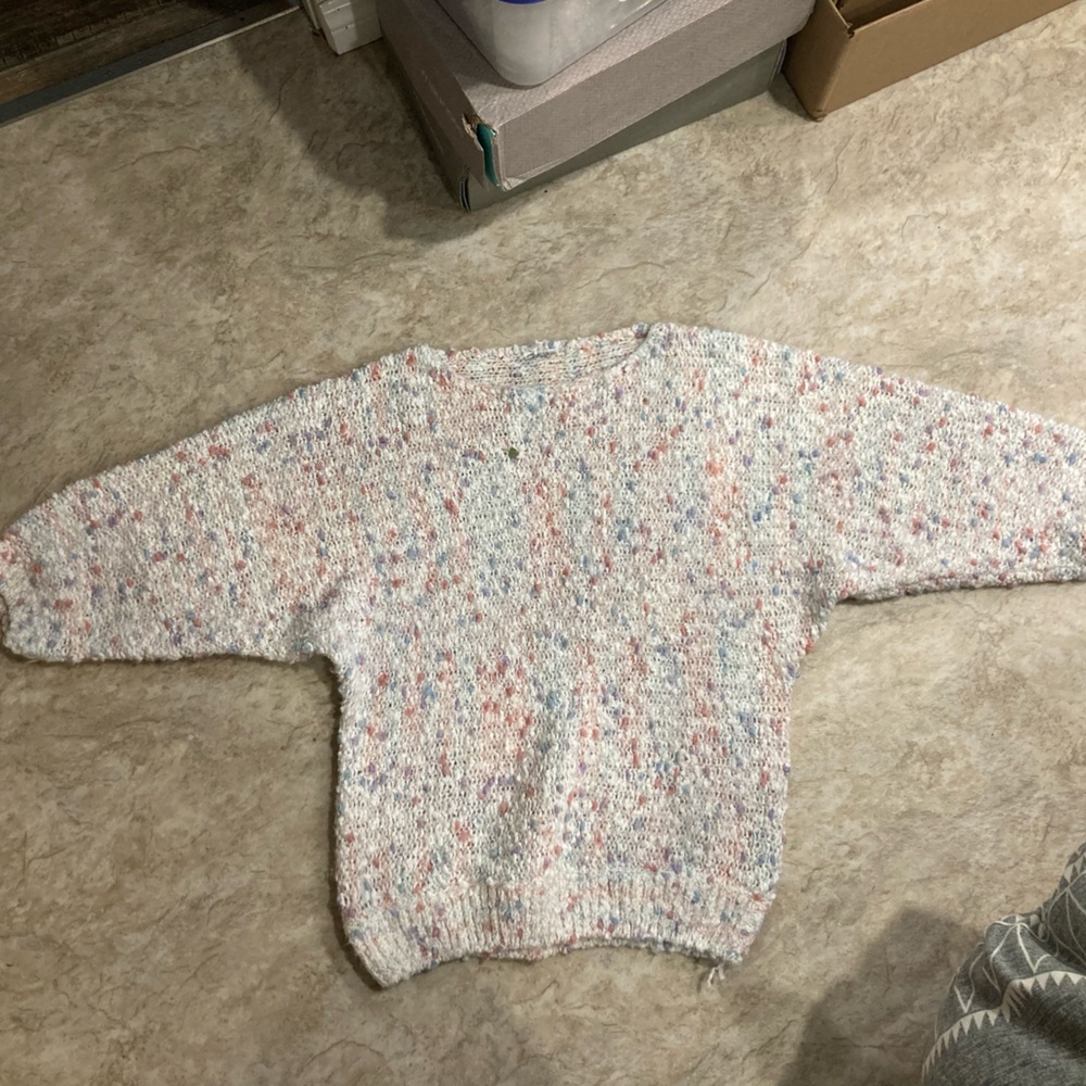 Beautiful “popcorn” knit look sweater. Tag removed. Pretty sure vintage.